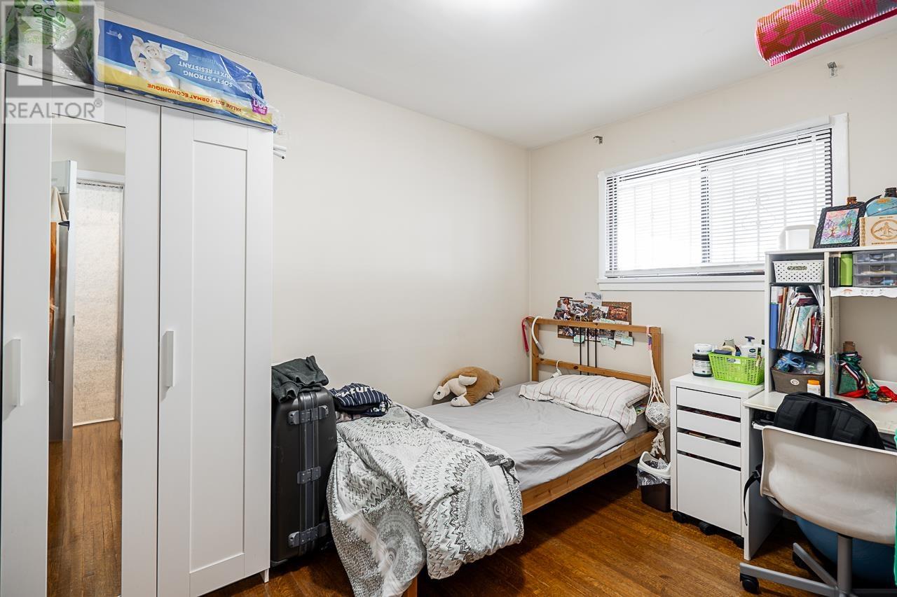 Listing Picture 10 of 30 : 3556 KNIGHT STREET, Vancouver / 溫哥華 - 魯藝地產 Yvonne Lu Group - MLS Medallion Club Member