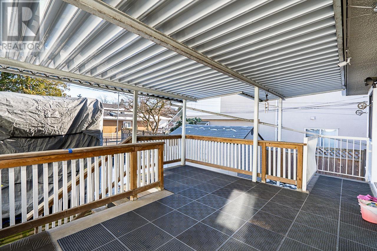 Listing Picture 23 of 30 : 3556 KNIGHT STREET, Vancouver / 溫哥華 - 魯藝地產 Yvonne Lu Group - MLS Medallion Club Member