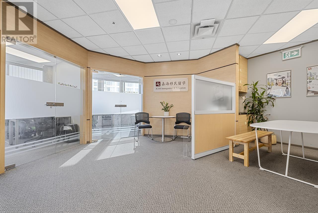 Listing Picture 15 of 21 : 401 4538 KINGSWAY, Burnaby / 本拿比 - 魯藝地產 Yvonne Lu Group - MLS Medallion Club Member