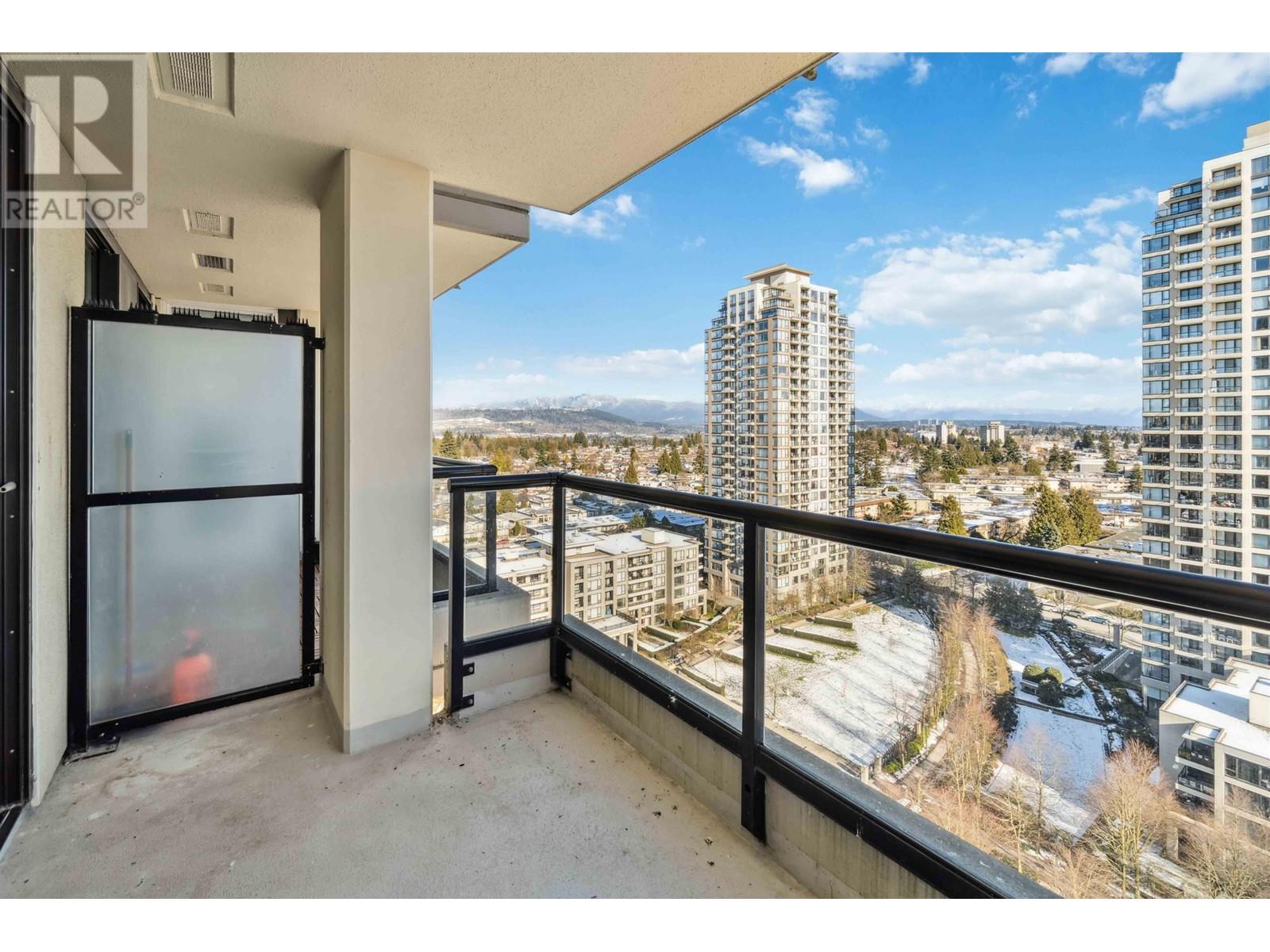 Listing Picture 25 of 31 : 1807 7088 SALISBURY AVENUE, Burnaby / 本拿比 - 魯藝地產 Yvonne Lu Group - MLS Medallion Club Member
