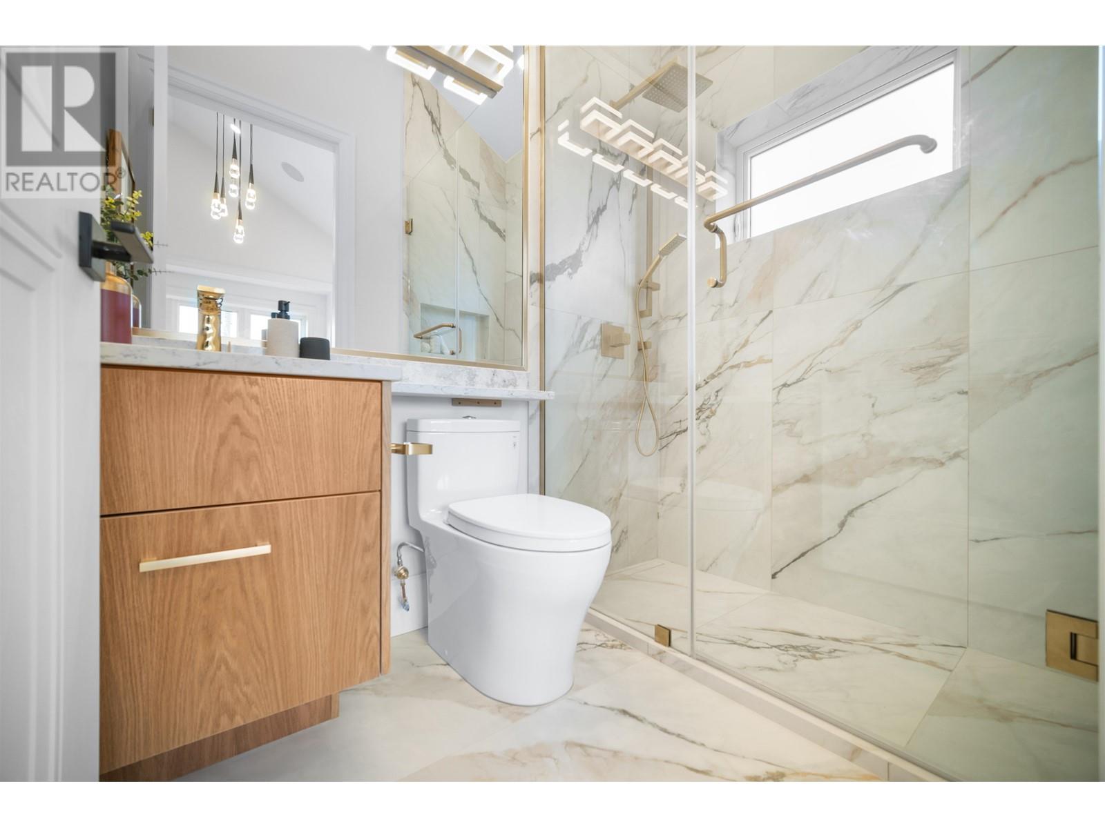 Listing Picture 10 of 29 : 6728 DUMFRIES STREET, Vancouver / 溫哥華 - 魯藝地產 Yvonne Lu Group - MLS Medallion Club Member