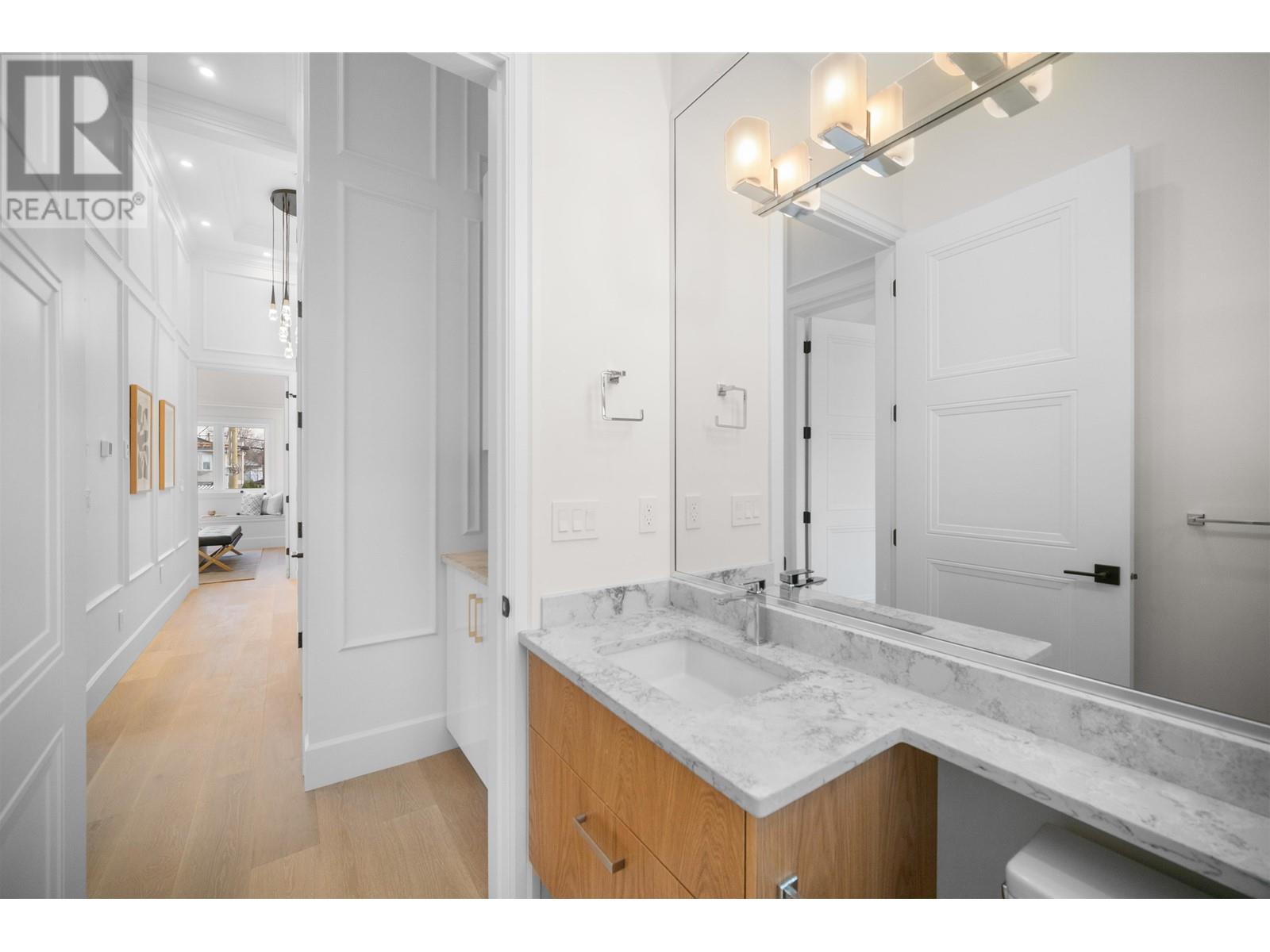 Listing Picture 15 of 29 : 6728 DUMFRIES STREET, Vancouver / 溫哥華 - 魯藝地產 Yvonne Lu Group - MLS Medallion Club Member