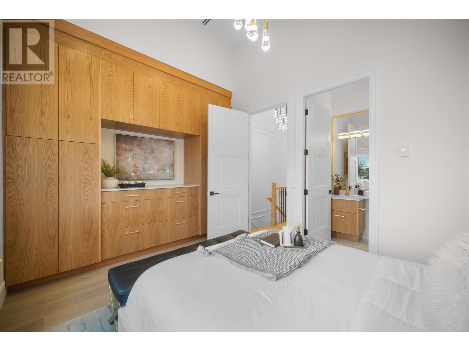 Listing Picture 9 of 29 : 6728 DUMFRIES STREET, Vancouver / 溫哥華 - 魯藝地產 Yvonne Lu Group - MLS Medallion Club Member