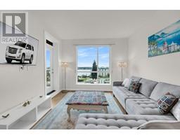 303 615 E 3RD STREET, North Vancouver, British Columbia