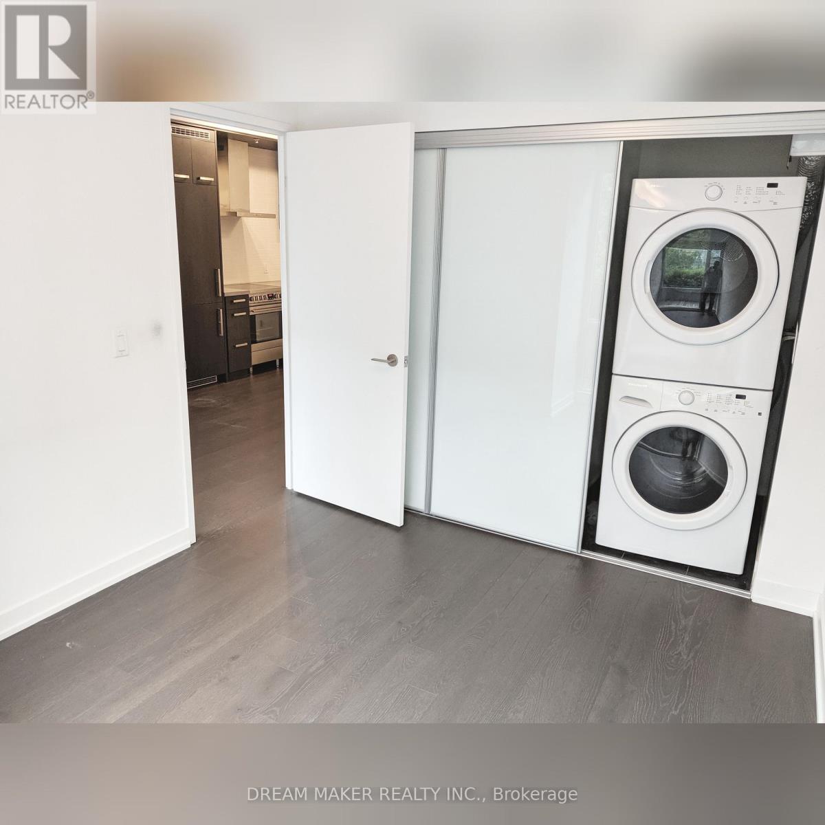 4 - 455 Front Street E, Toronto, Ontario  M5A 0G2 - Photo 1 - C11972458