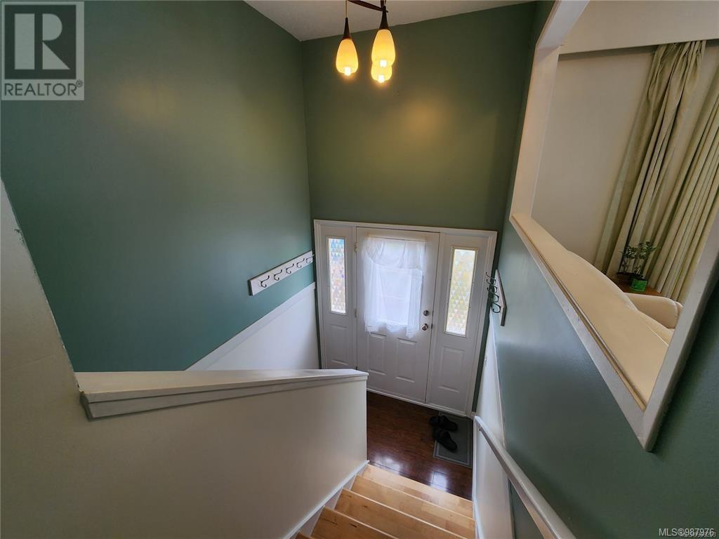 925 Haida Ave, Port Alice, British Columbia  V0N 2N0 - Photo 19 - 987976