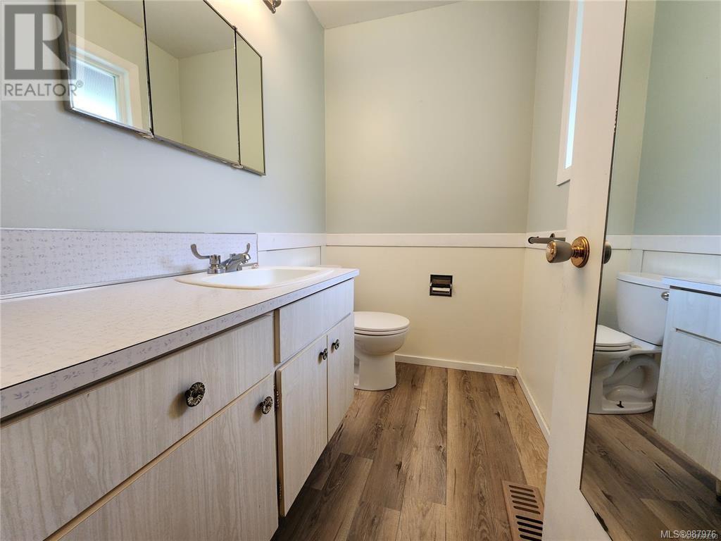 925 Haida Ave, Port Alice, British Columbia  V0N 2N0 - Photo 24 - 987976