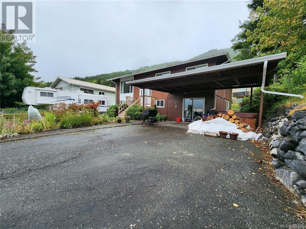 925 Haida Ave, Port Alice, British Columbia  V0N 2N0 - Photo 3 - 987976