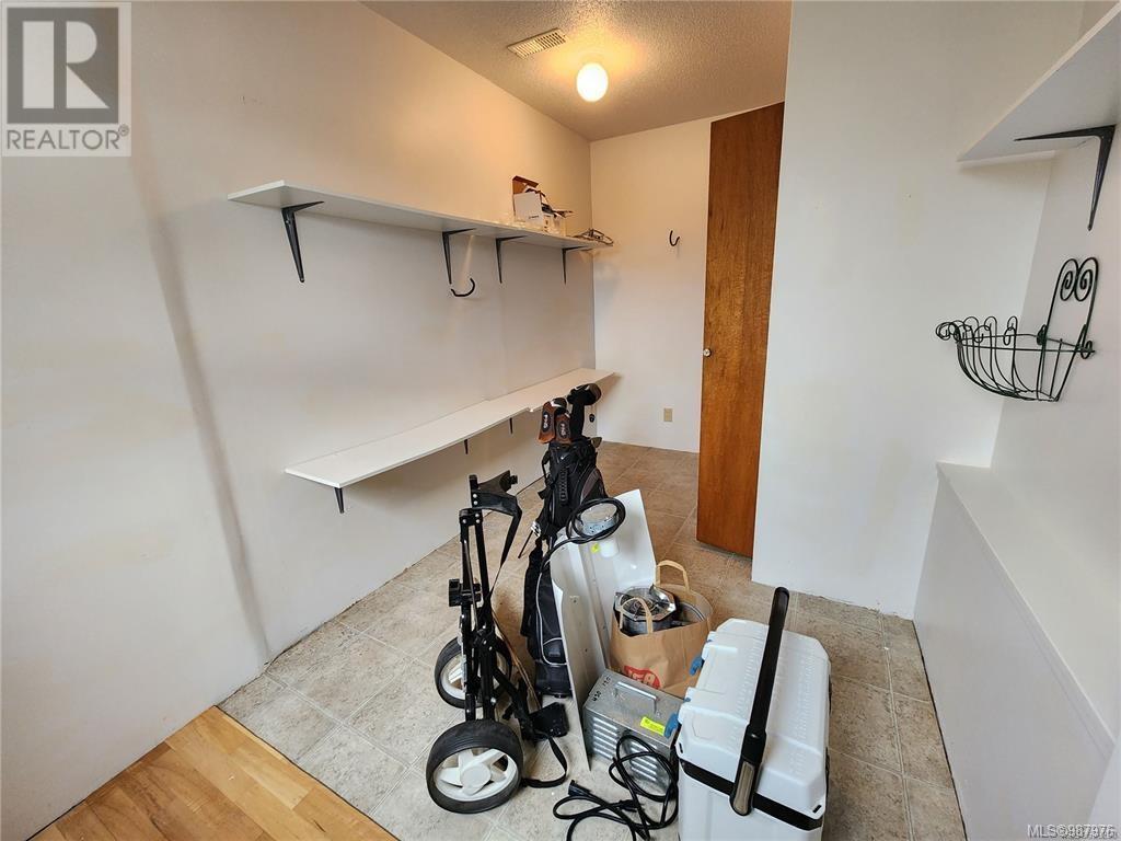 925 Haida Ave, Port Alice, British Columbia  V0N 2N0 - Photo 34 - 987976