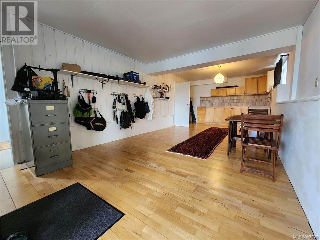 925 Haida Ave, Port Alice, British Columbia  V0N 2N0 - Photo 35 - 987976