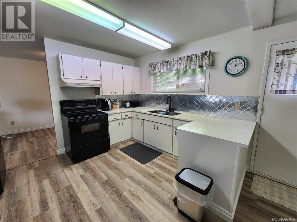 925 Haida Ave, Port Alice, British Columbia  V0N 2N0 - Photo 6 - 987976