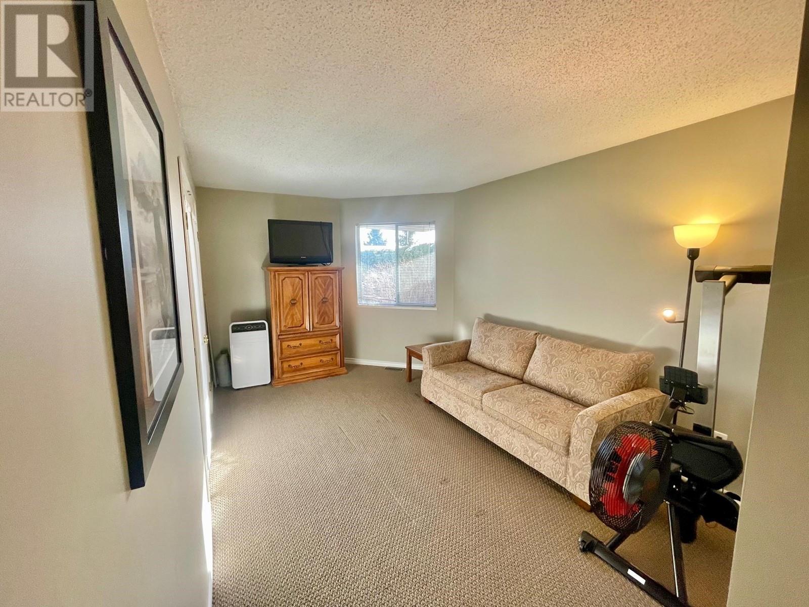 42 1190 FALCON DRIVE