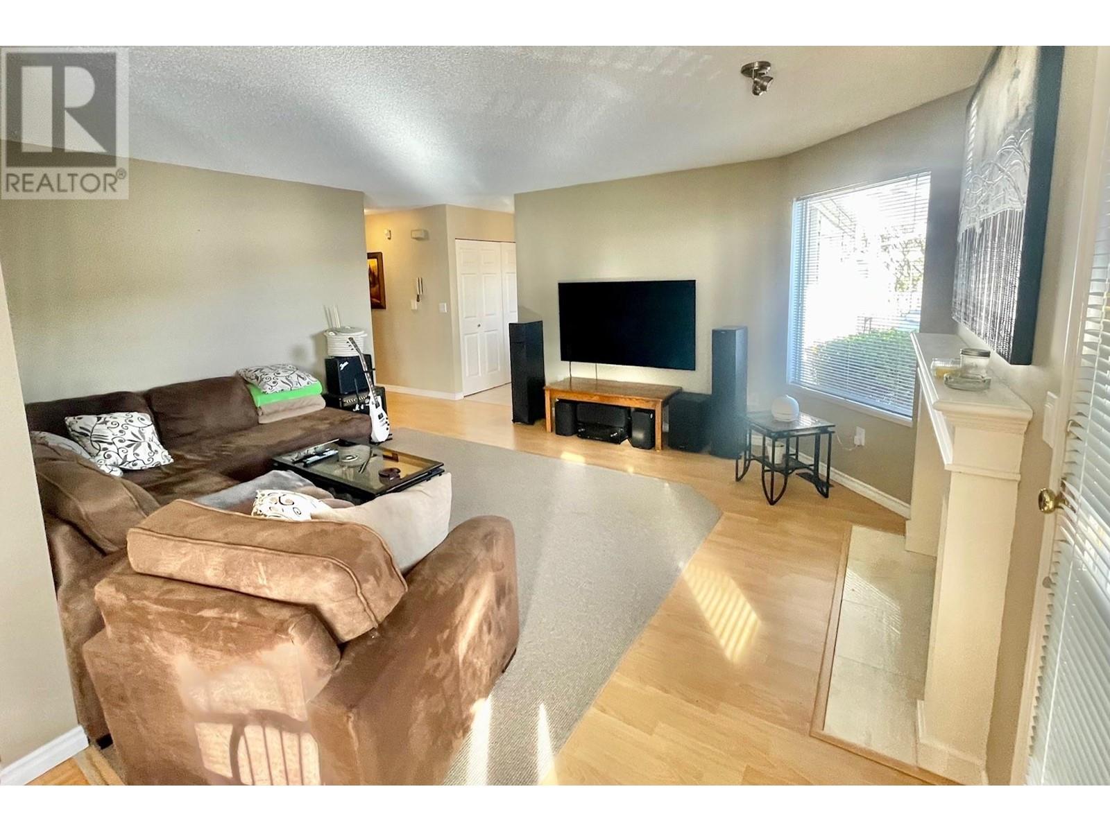 42 1190 FALCON DRIVE