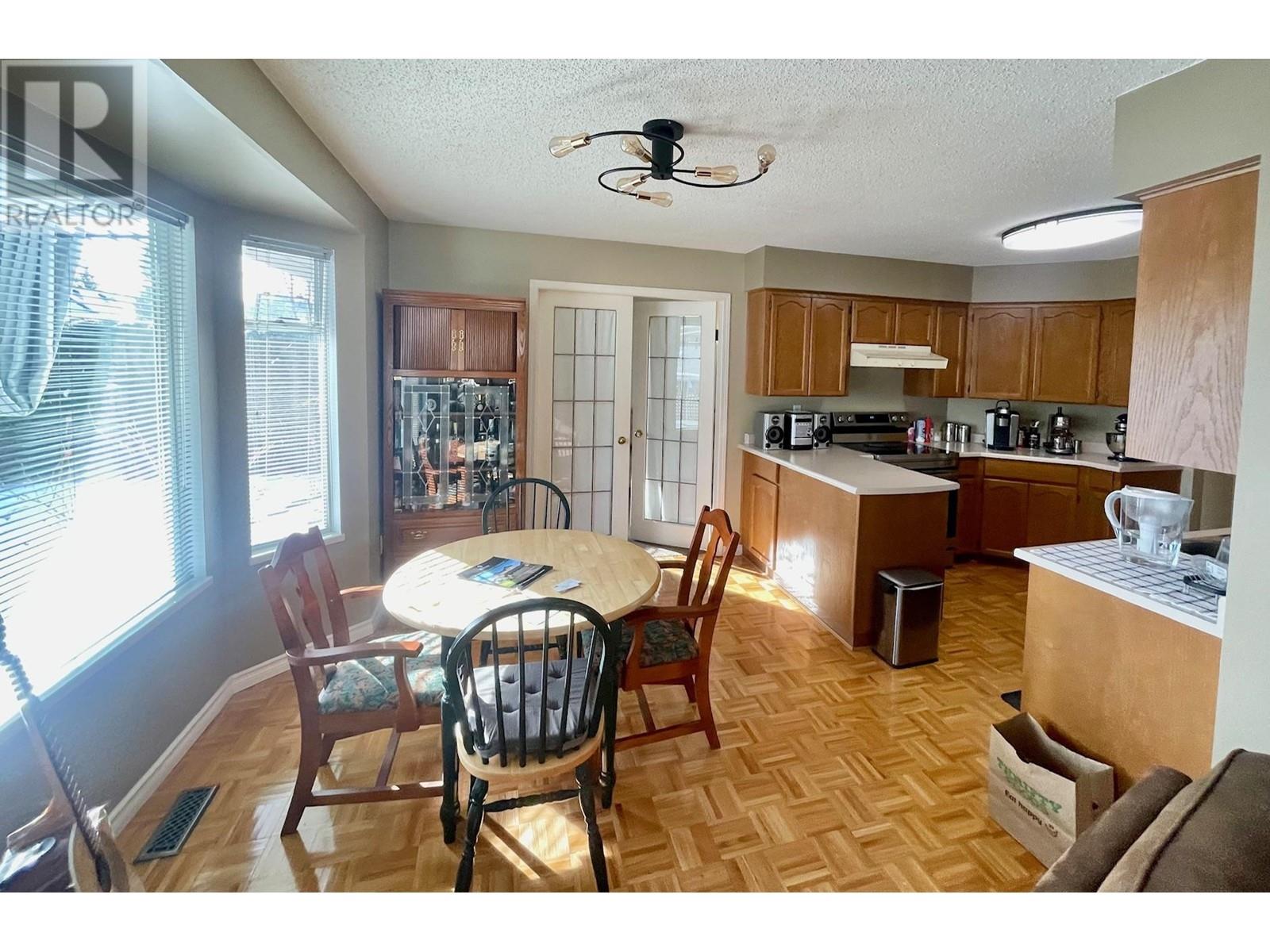 42 1190 FALCON DRIVE