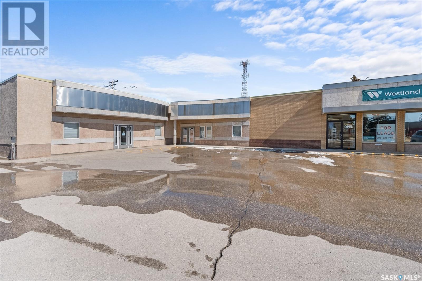 100 Fairford Street W, Moose Jaw, Saskatchewan  S6H 1V3 - Photo 46 - SK995949
