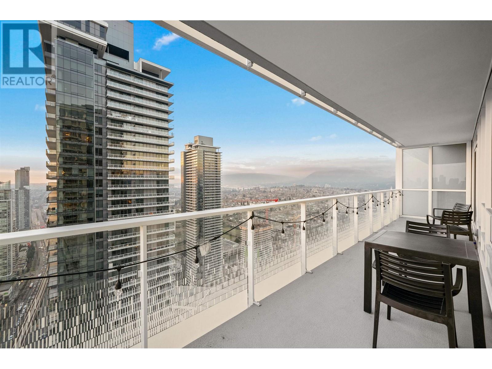 Listing Picture 20 of 40 : 4305 4650 BRENTWOOD BOULEVARD, Burnaby / 本拿比 - 魯藝地產 Yvonne Lu Group - MLS Medallion Club Member