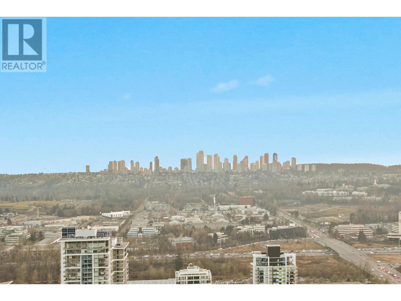 Listing Picture 27 of 40 : 4305 4650 BRENTWOOD BOULEVARD, Burnaby / 本拿比 - 魯藝地產 Yvonne Lu Group - MLS Medallion Club Member