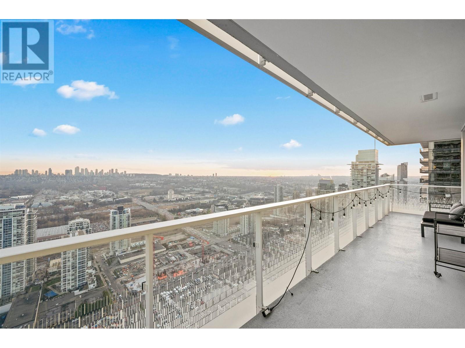 Listing Picture 21 of 40 : 4305 4650 BRENTWOOD BOULEVARD, Burnaby / 本拿比 - 魯藝地產 Yvonne Lu Group - MLS Medallion Club Member