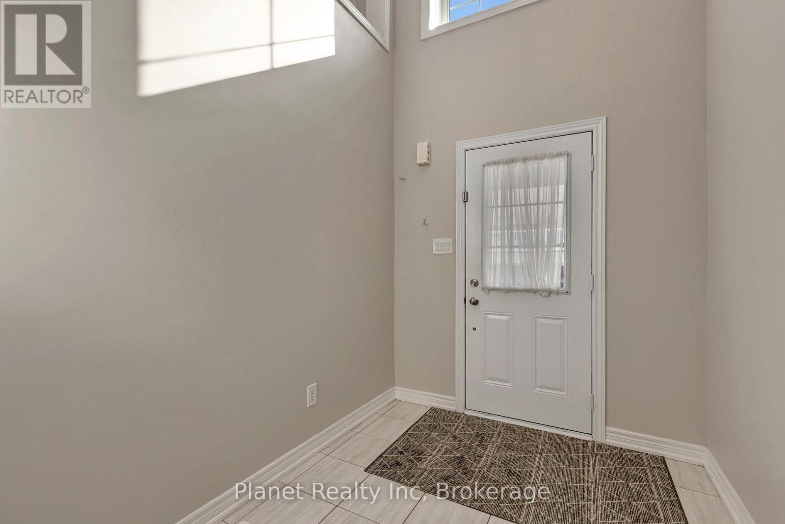 Property at 34 - 470 LINDEN DRIVE image 5