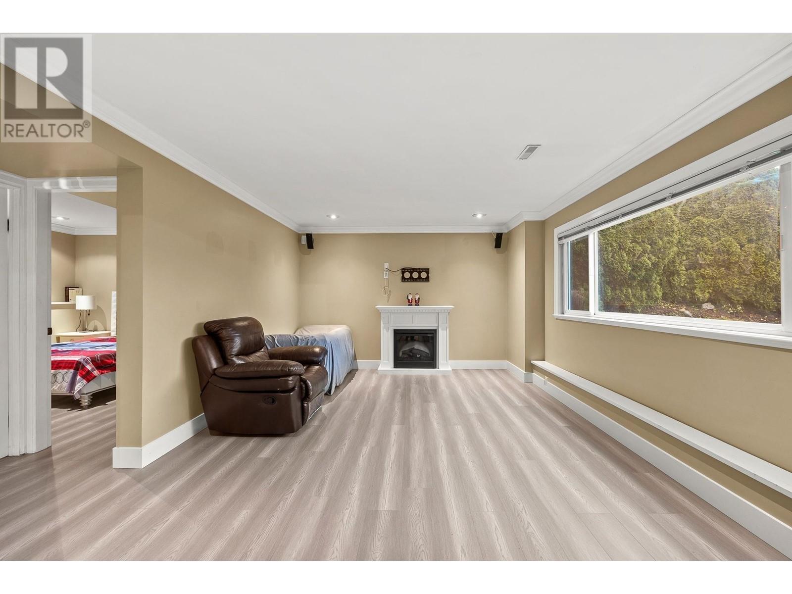 3222 Mariner Way, Coquitlam, British Columbia  V3C 4K7 - Photo 18 - R2963985