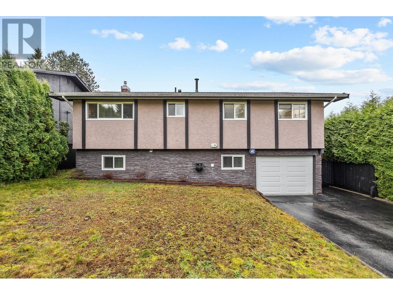 Property at 3222 MARINER WAY image 3