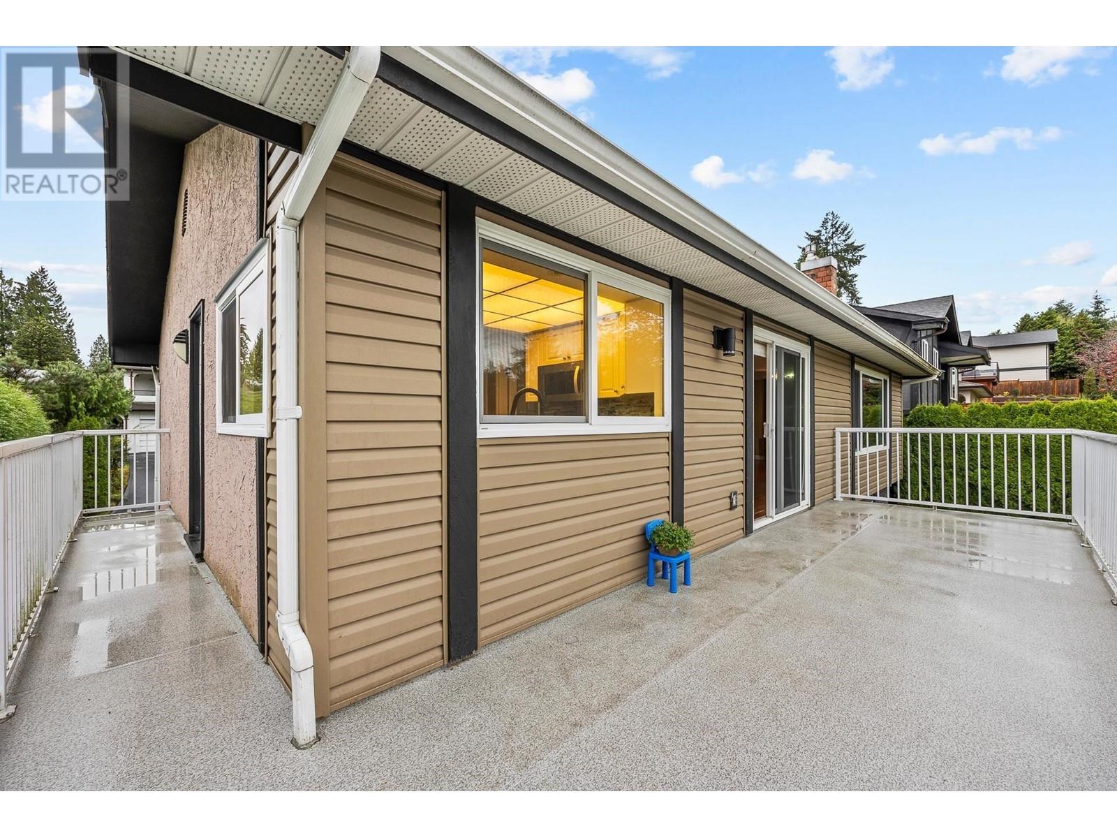 3222 Mariner Way, Coquitlam, British Columbia  V3C 4K7 - Photo 23 - R2963985