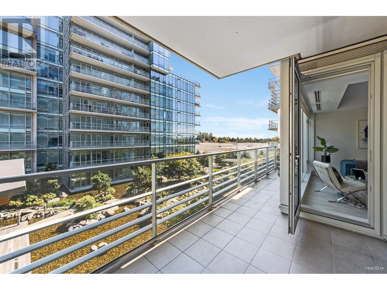 Listing Picture 16 of 28 : 404 5177 BRIGHOUSE WAY, Richmond / 烈治文 - 魯藝地產 Yvonne Lu Group - MLS Medallion Club Member