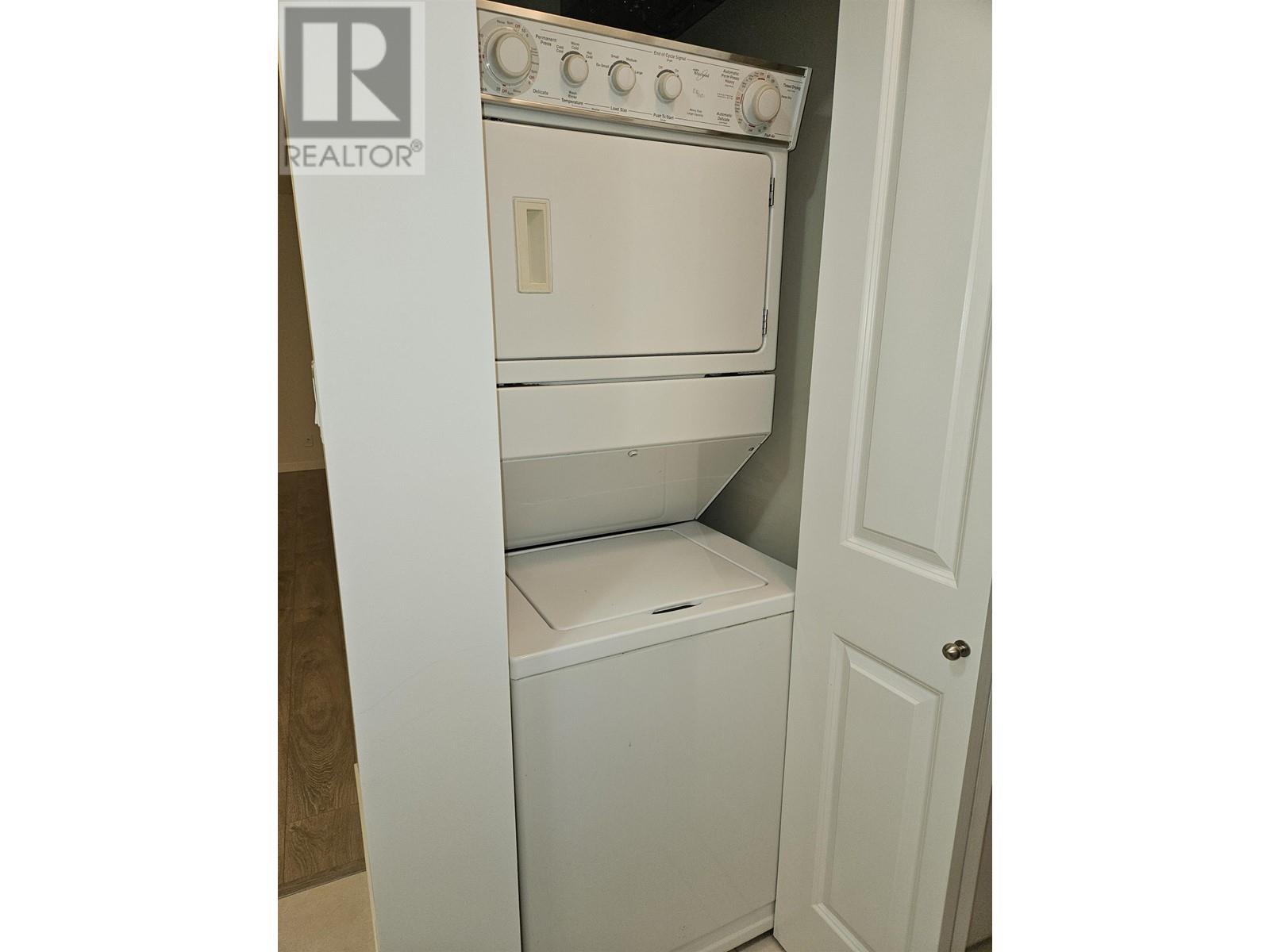 321 3663 Crowley Drive, Vancouver, British Columbia  V5R 6H4 - Photo 8 - R2961132