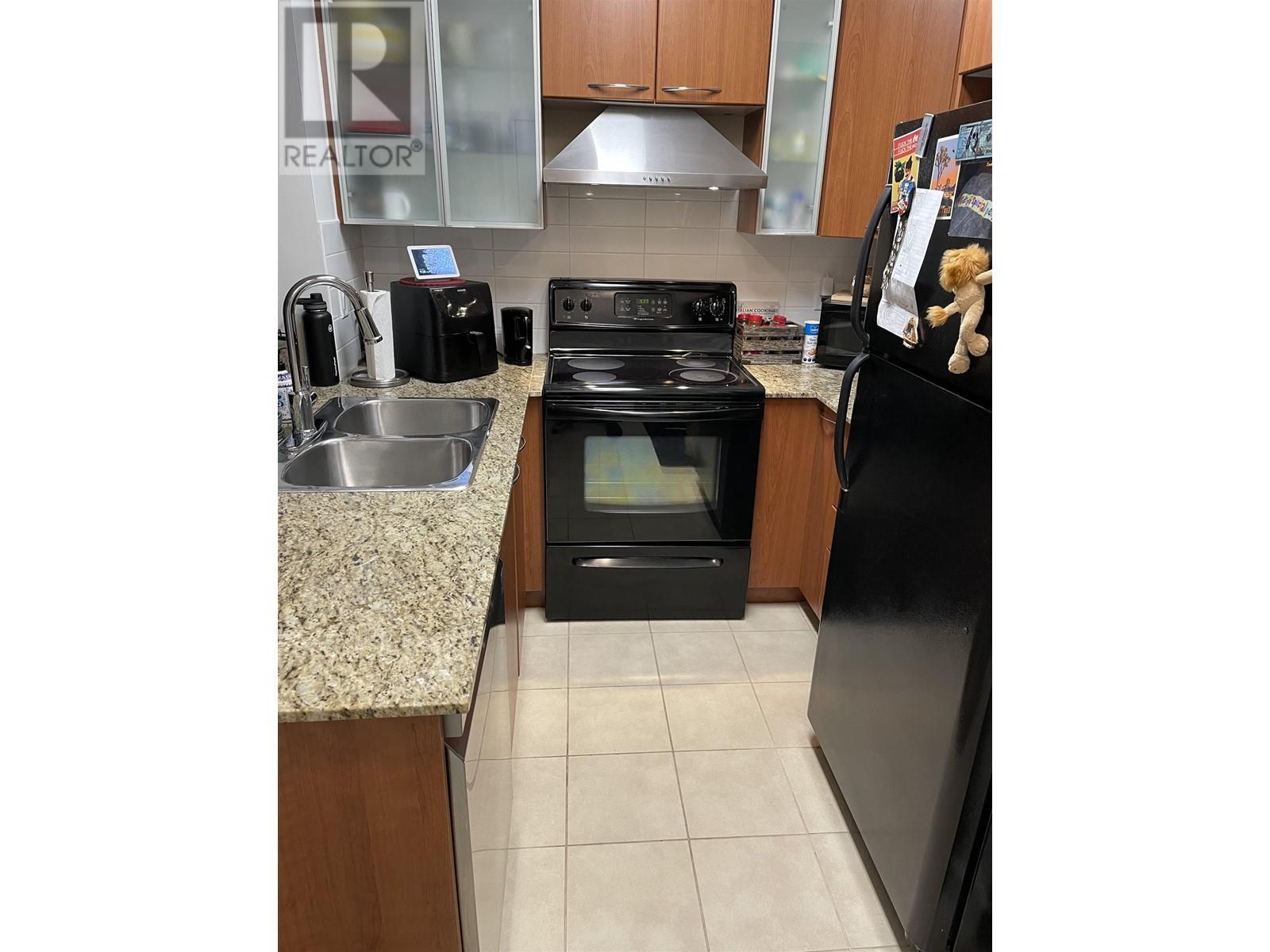 Listing Picture 8 of 30 : 409 4078 KNIGHT STREET, Vancouver / 溫哥華 - 魯藝地產 Yvonne Lu Group - MLS Medallion Club Member