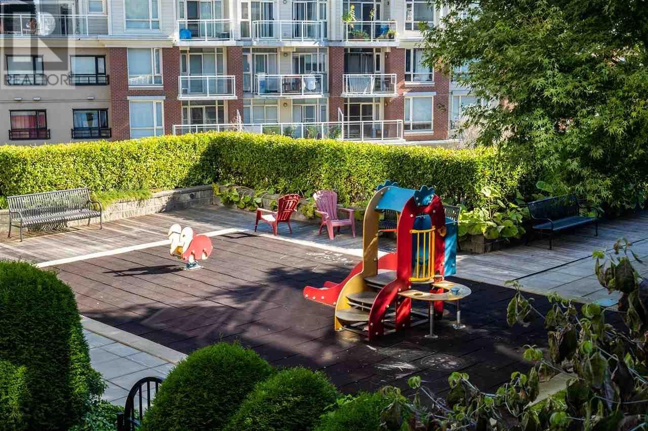 Listing Picture 23 of 30 : 409 4078 KNIGHT STREET, Vancouver / 溫哥華 - 魯藝地產 Yvonne Lu Group - MLS Medallion Club Member