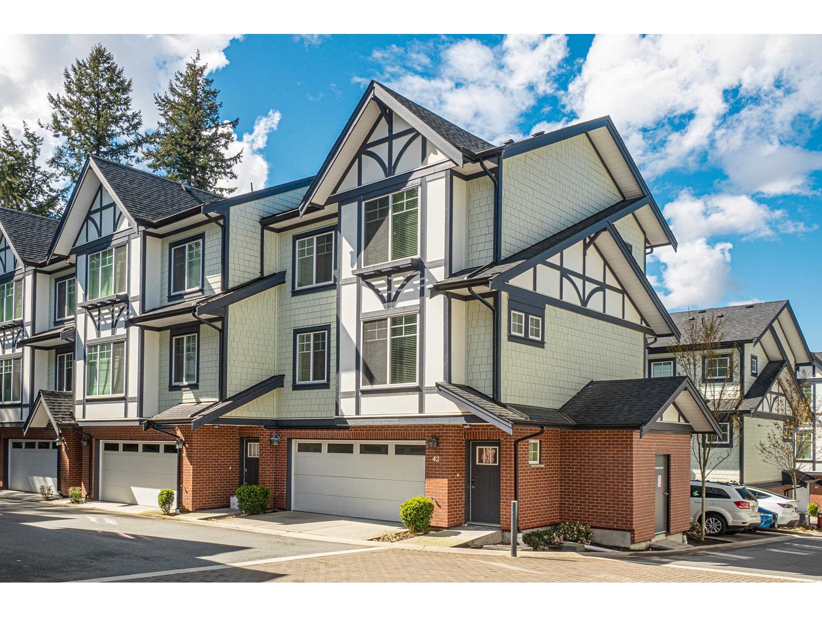 Property at 42 11188 72 AVENUE image 1