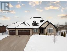 40 SUNSET HILLS Crescent, Maryhill, Ontario