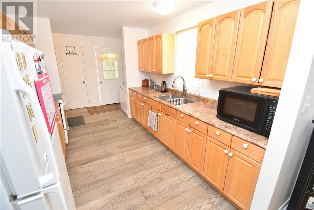 101-103 Young Street, Capreol, Ontario  P0M 1H0 - Photo 57 - 2120775