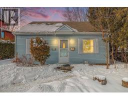 2825 HAUGHTON AVENUE, Ottawa, Ontario