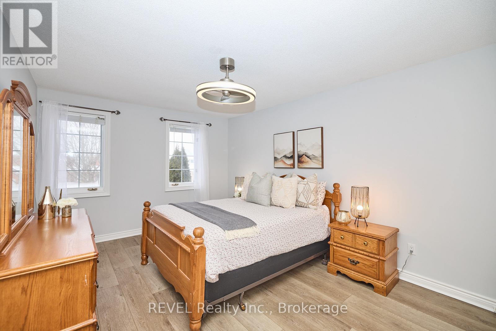 8007 Oakridge Drive, Niagara Falls, Ontario  L2H 2W1 - Photo 25 - X11972712
