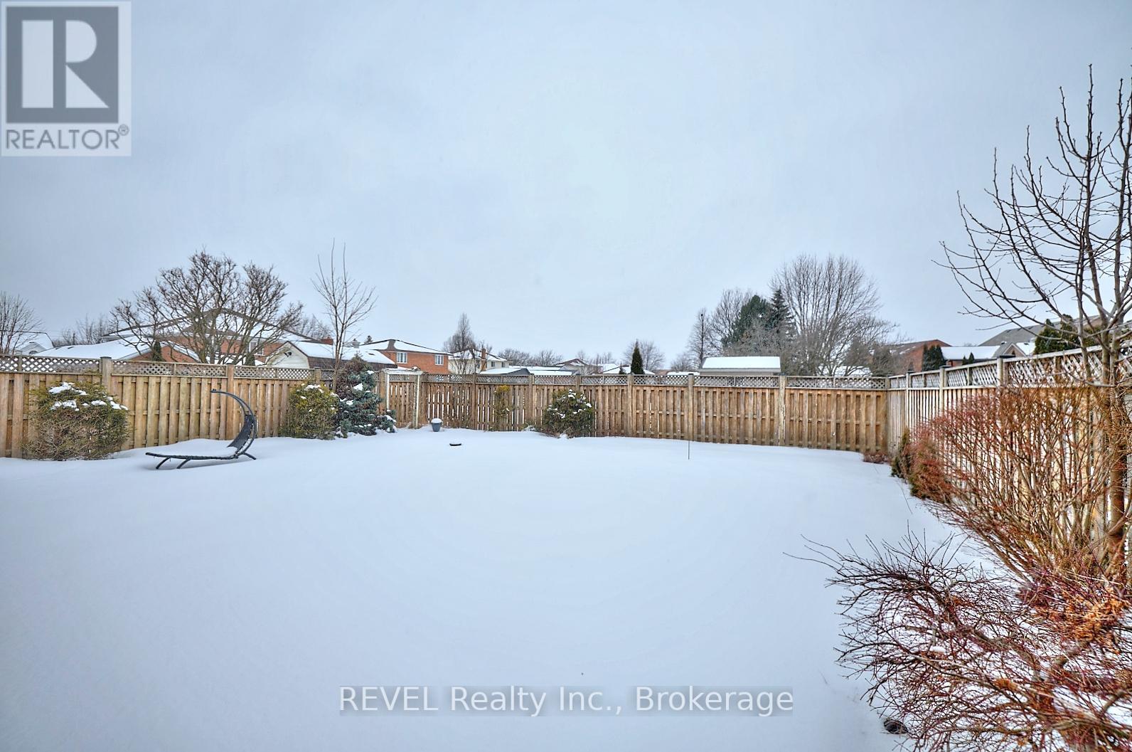 8007 Oakridge Drive, Niagara Falls, Ontario  L2H 2W1 - Photo 44 - X11972712