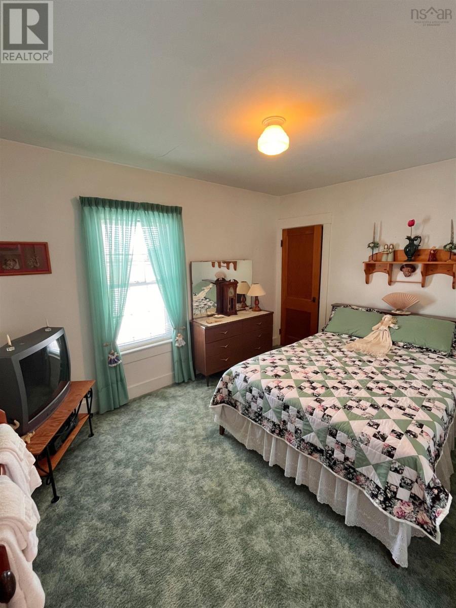 8 Martell Lane, West Pubnico, Nova Scotia  B0W 3S0 - Photo 19 - 202502914