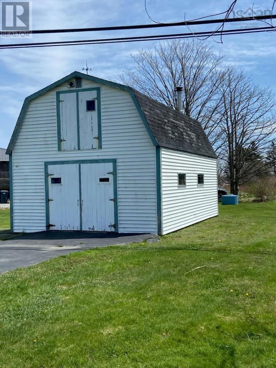 8 Martell Lane, West Pubnico, Nova Scotia  B0W 3S0 - Photo 33 - 202502914