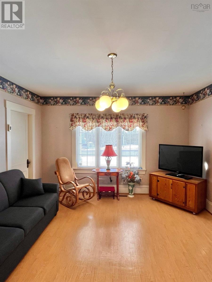 8 Martell Lane, West Pubnico, Nova Scotia  B0W 3S0 - Photo 9 - 202502914