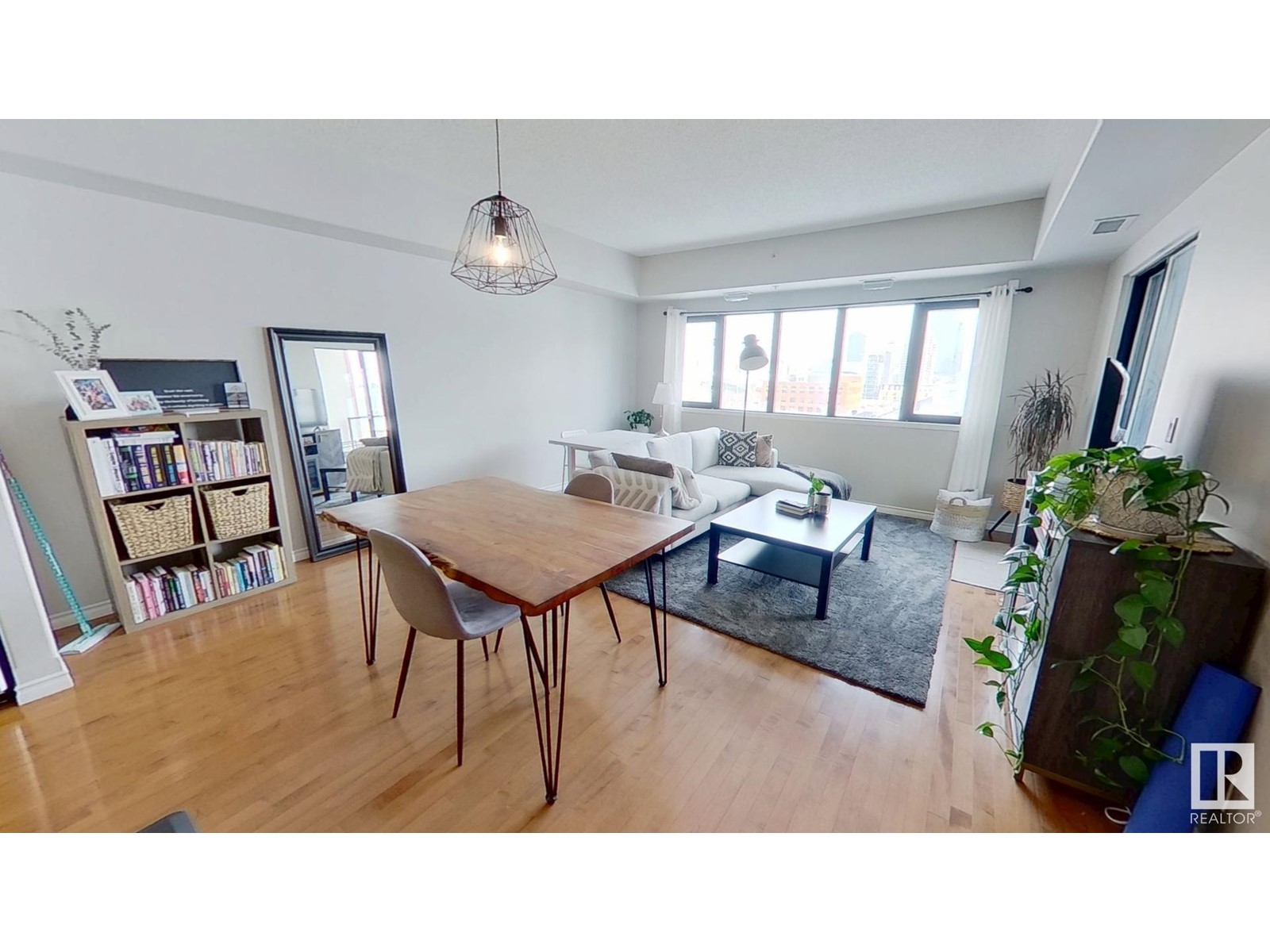 Property at #705 10319 111 ST NW image 4