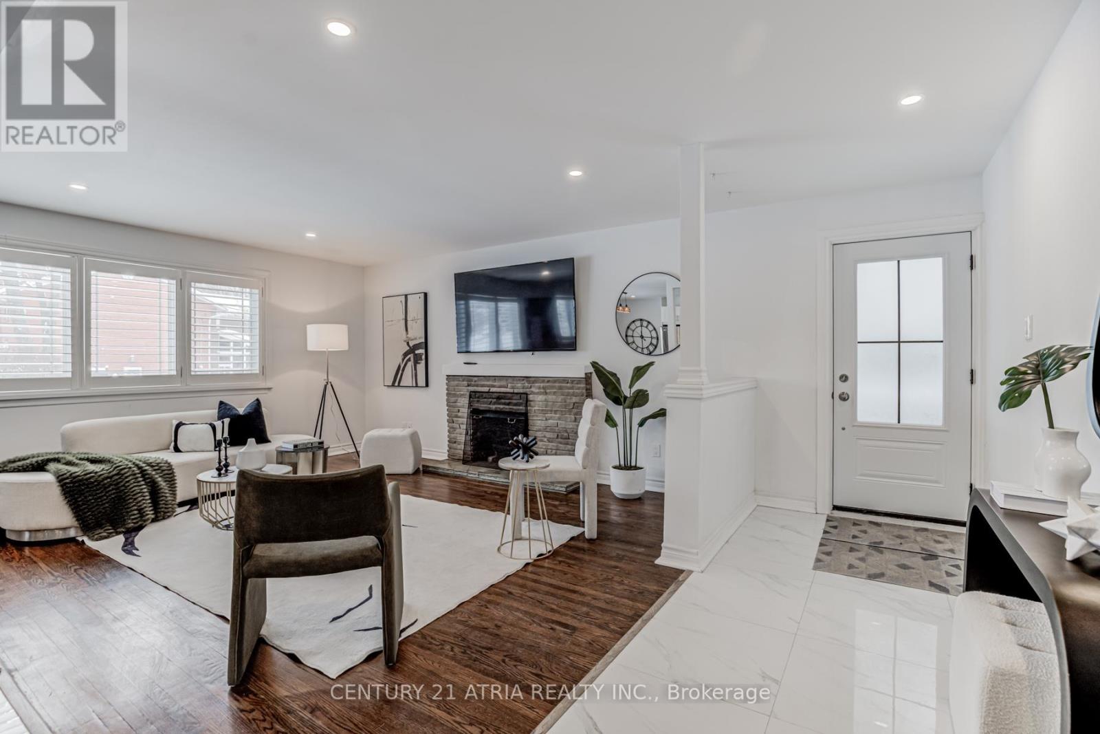 Property at 147 CHASSIE COURT image 3