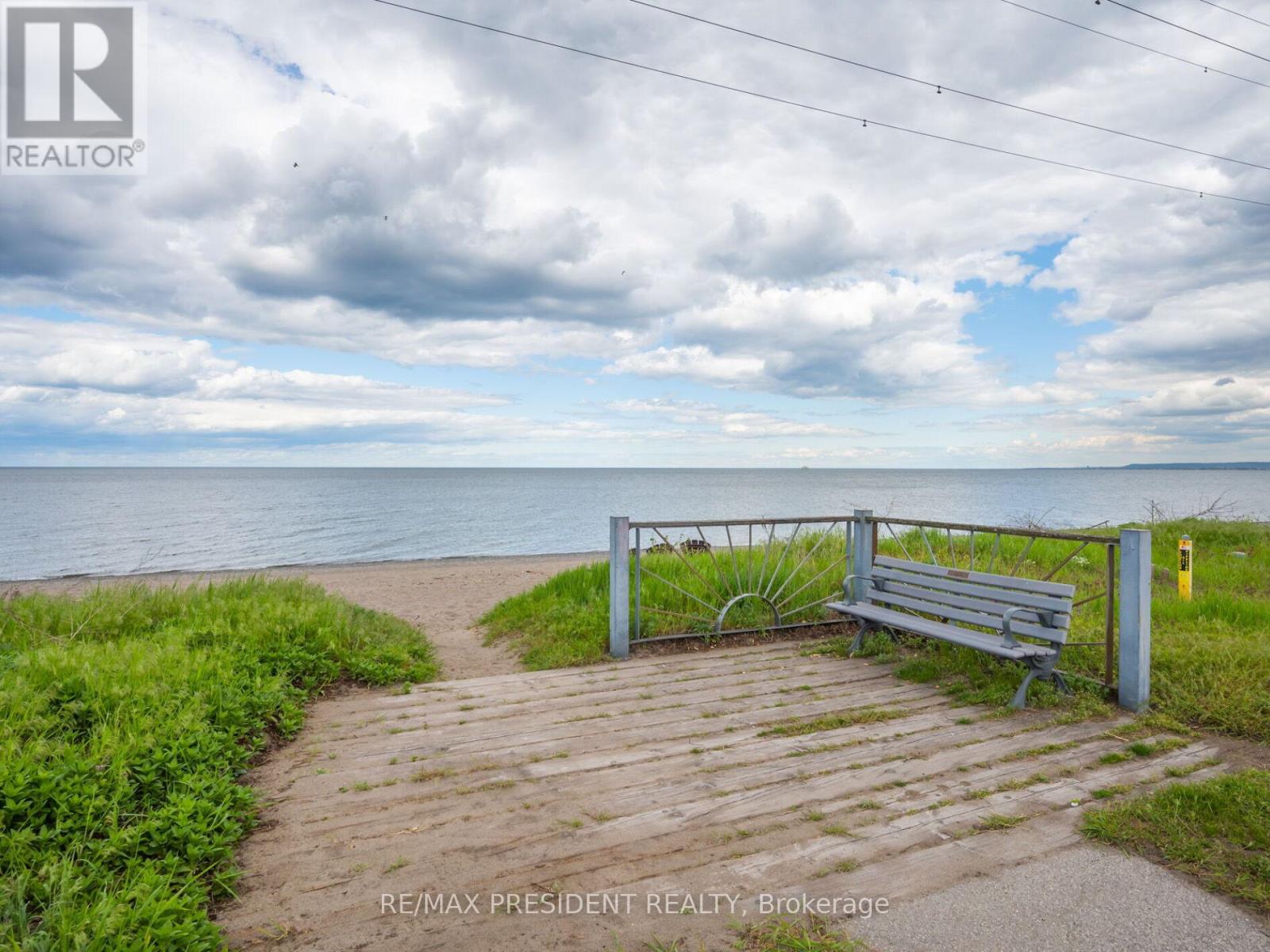 1 Mareve Avenue, Hamilton (Hamilton Beach), Ontario  L8H 7A7 - Photo 42 - X11972864