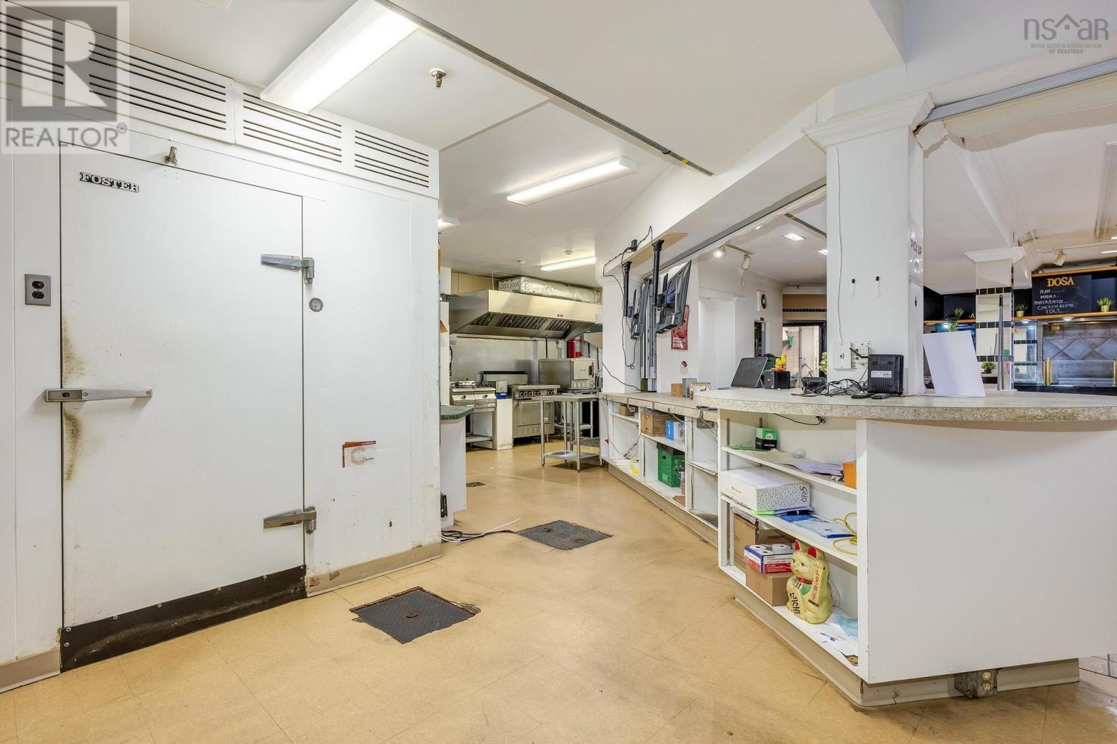 103 5640 Spring Garden Road, Halifax Peninsula, Nova Scotia  B3J 3M7 - Photo 5 - 202502919