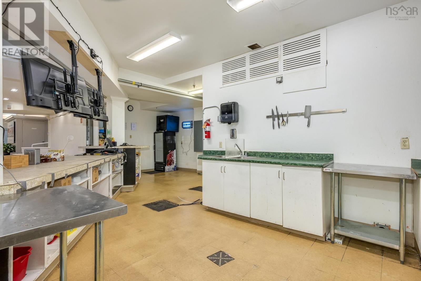 103 5640 Spring Garden Road, Halifax Peninsula, Nova Scotia  B3J 3M7 - Photo 9 - 202502919