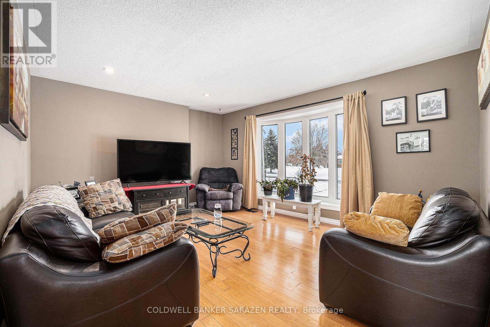Property at 1059 FLYNN AVENUE image 5