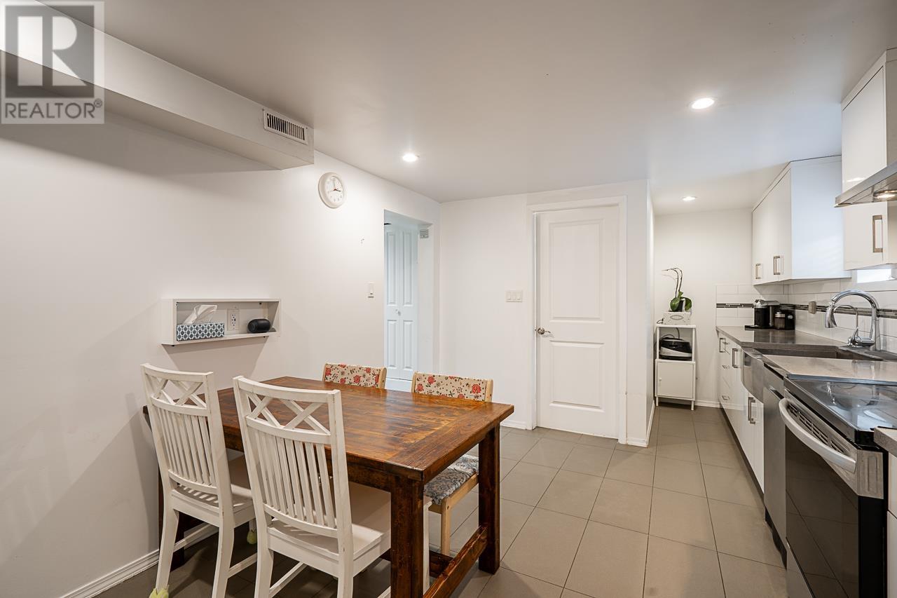 2057 Lorraine Avenue, Coquitlam, British Columbia  V3K 2M7 - Photo 19 - R2965751