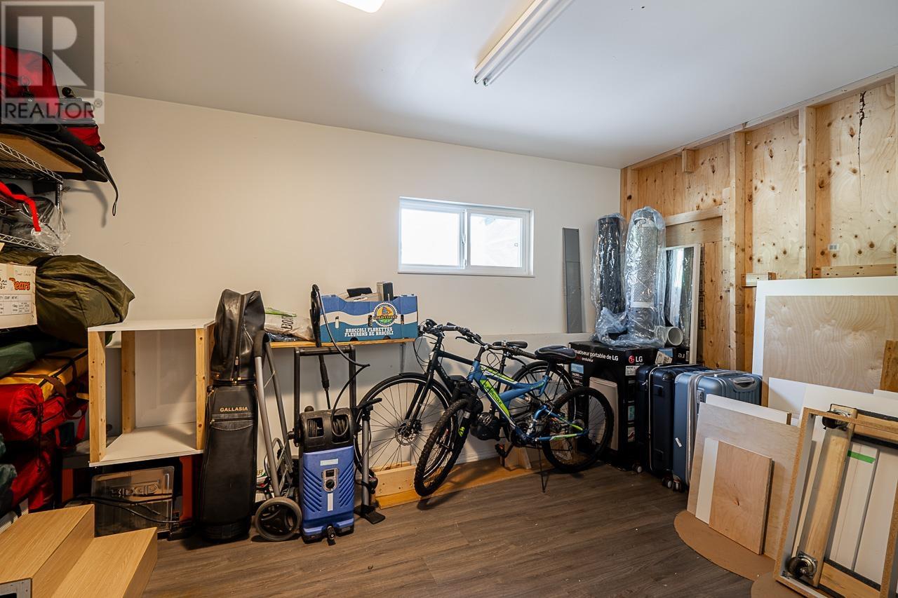 2057 Lorraine Avenue, Coquitlam, British Columbia  V3K 2M7 - Photo 31 - R2965751