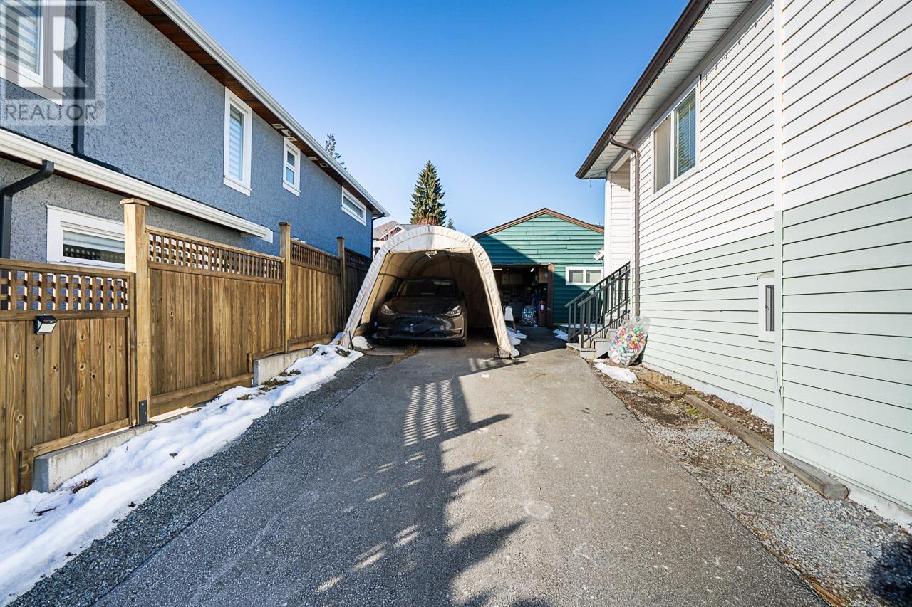 2057 Lorraine Avenue, Coquitlam, British Columbia  V3K 2M7 - Photo 29 - R2965751