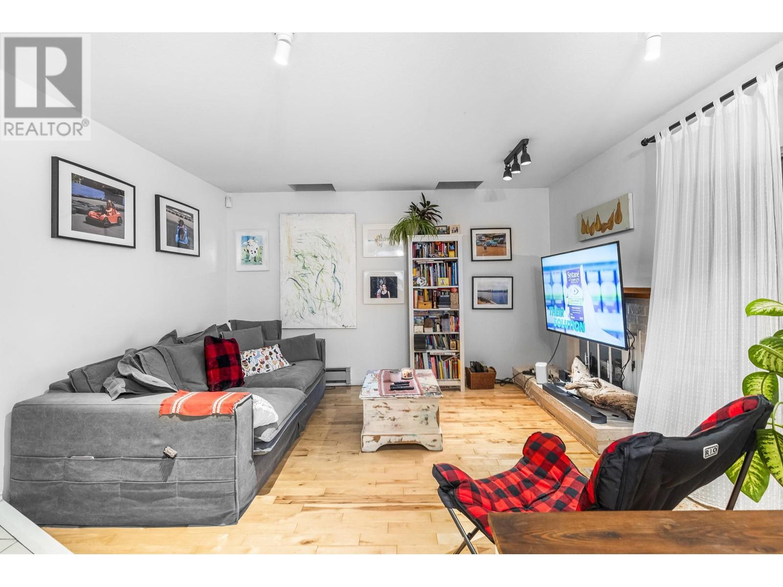 998 Seaforth Way, Port Moody, British Columbia  V3H 1P3 - Photo 11 - R2966816