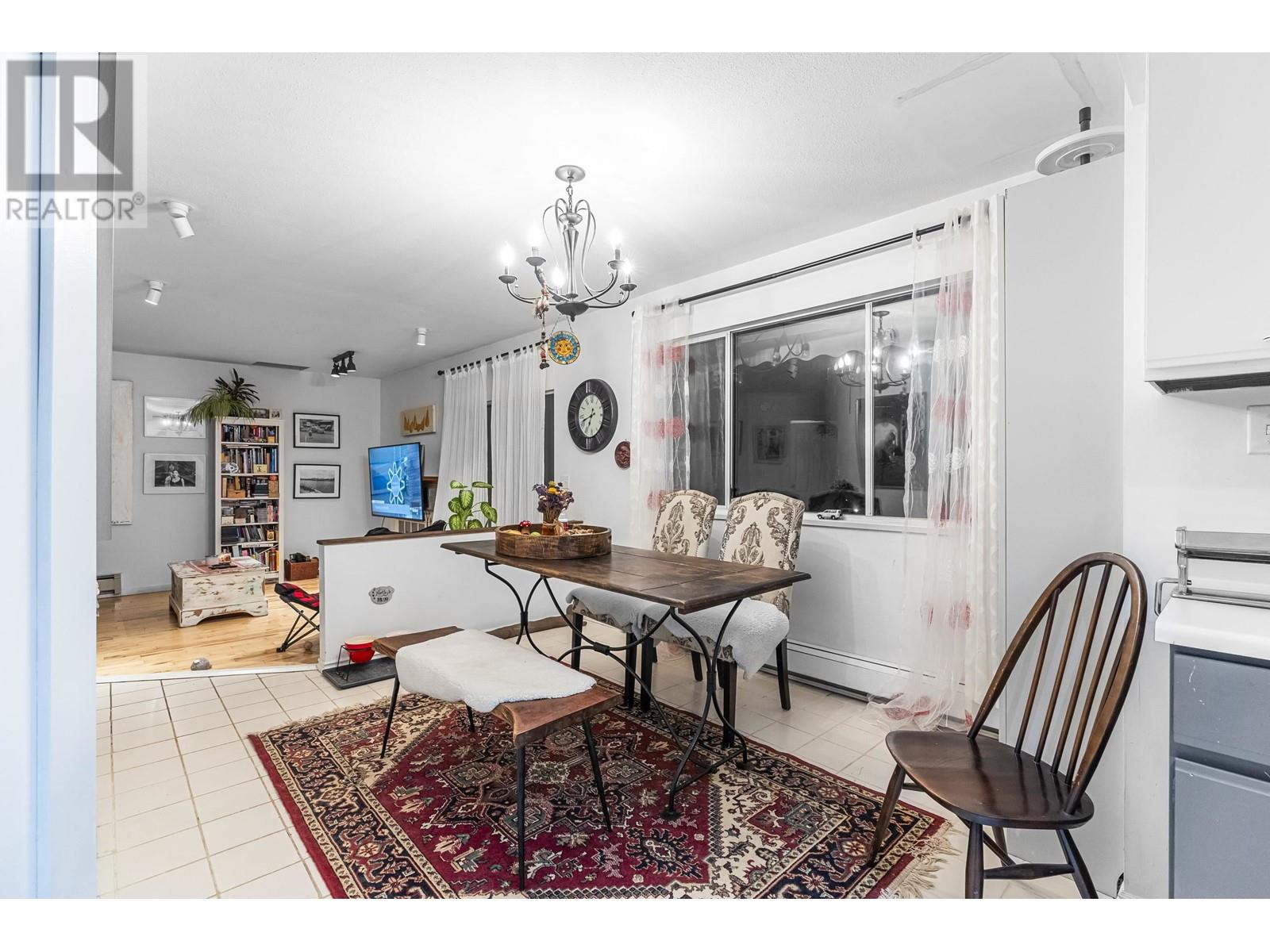 998 Seaforth Way, Port Moody, British Columbia  V3H 1P3 - Photo 9 - R2966816